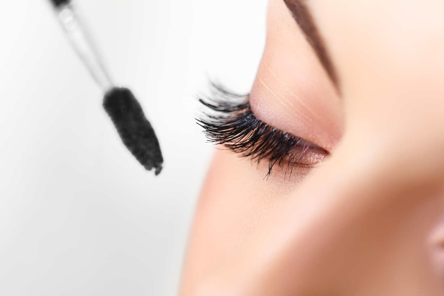 Tips To Getting Perfect Eyelashes